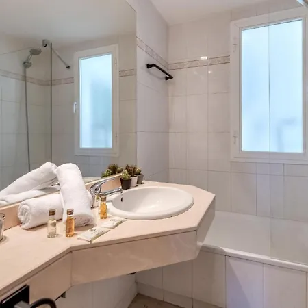 아파트 Puerto Banus Serenity Retreat