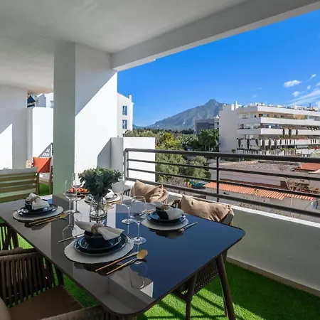Puerto Banus Serenity Retreat アパート *